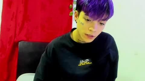Snapshot of submissive_boyy_ chatting on June 2026 08:31:01 PM nico online show from June 2026 08:31:01 PM