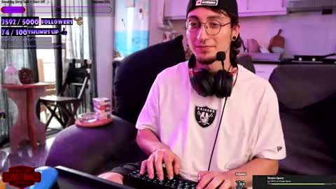 Im Substanc3  online show from September 2025 05:46:02 PM