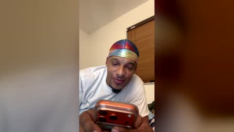 succafreeswag online show from April 2026 04:12:01 AM