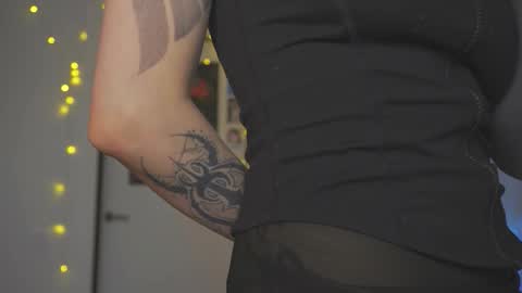 Snapshot of succubus_66 chatting on March 2026 09:44:01 AM succubus_66 online show from March 2026 09:44:01 AM