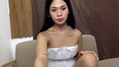 yrene online show from November 2025 12:20:01 PM