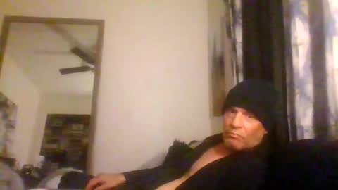 SUCKITU812 online show from January 2026 01:10:02 AM