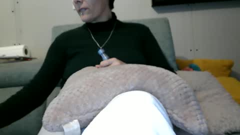 Snapshot of sucrette5629 chatting on December 2024 04:24:02 PM sucrette5629 online show from December 2024 04:24:02 PM