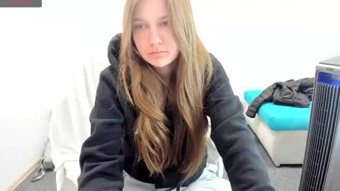 Ariana online show from October 2025 01:31:01 AM