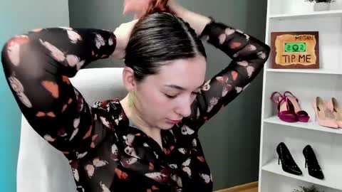 Megan online show from May 2026 07:36:02 AM