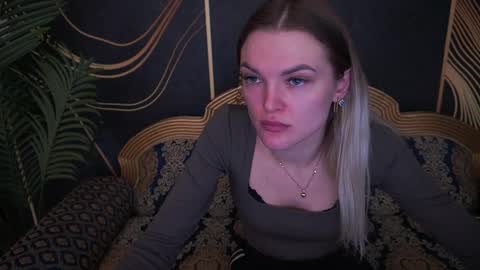 Kate online show from November 2025 06:44:01 AM