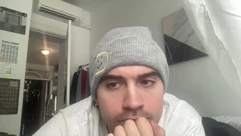 Sugar online show from March 2025 06:18:01 PM