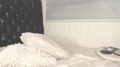 Jess online show from December 2024 09:11:02 AM