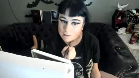 Sugary online show from September 2025 12:55:01 AM