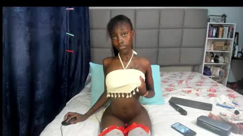 suhaila_suu online show from January 2025 11:18:01 PM