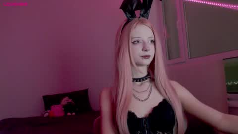 Yunoo   online show from January 2026 08:54:02 PM