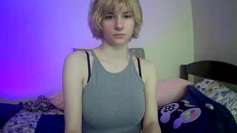 Ophelia online show from December 2024 03:25:02 AM