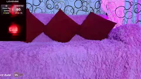    online show from October 2025 02:01:02 AM