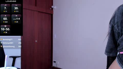 Nicolle  online show from January 2025 09:34:02 PM