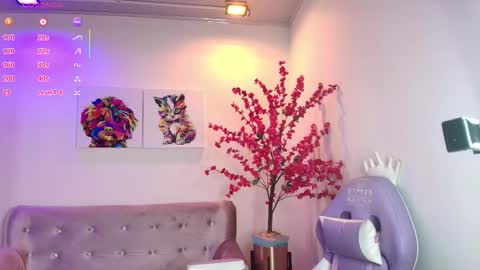 summer_miller online show from November 2025 11:42:01 AM