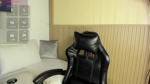 Summer online show from October 2025 01:34:01 PM