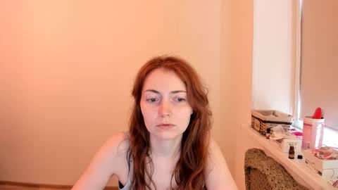 Summer Preston online show from September 2025 01:11:02 PM