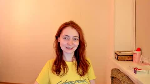 Summer Preston online show from September 2025 08:00:02 PM