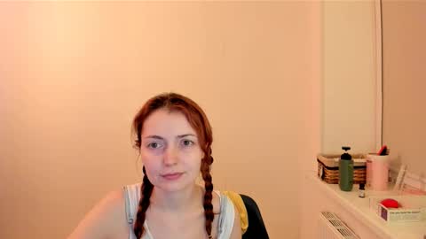 Summer Preston online show from October 2025 04:42:02 PM