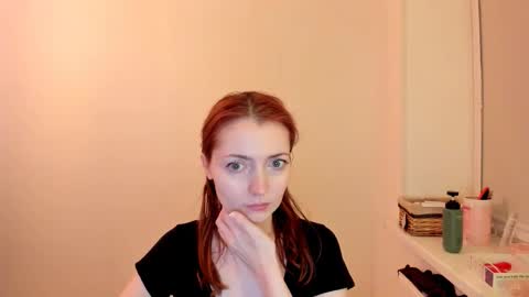 Summer Preston online show from December 2025 09:00:01 PM