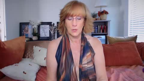 SummerKnightzzz online show from September 2025 03:34:01 PM