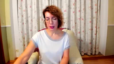 summerliza online show from January 2025 06:20:01 PM