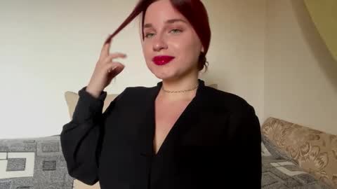 Emily online show from November 2025 11:09:01 AM