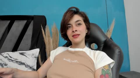 Summer online show from December 2024 06:08:01 PM