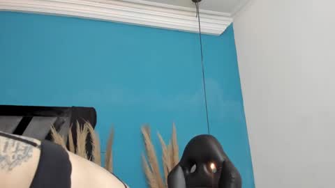 Summer online show from January 2025 06:12:02 PM