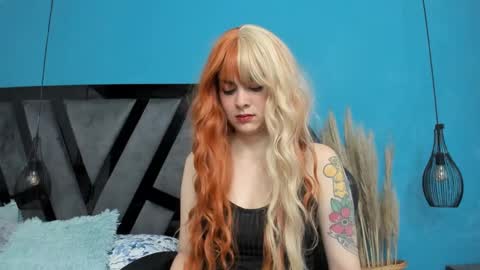 Summer online show from January 2025 01:49:01 PM