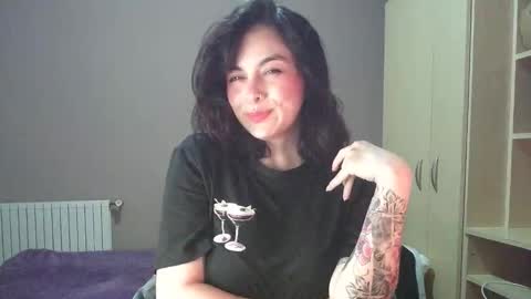 Summer online show from November 2025 07:13:02 PM