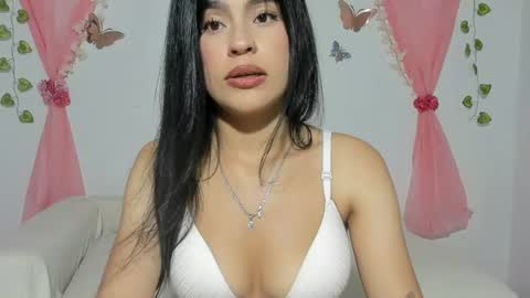 Snapshot of summerpurple chatting on July 2026 01:02:02 AM SUMMER online show from July 2026 01:02:02 AM