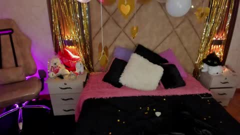       -  - online show from April 2026 03:28:02 PM