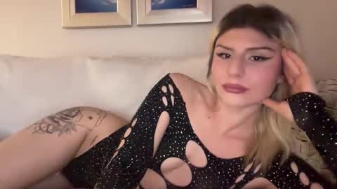 Kate online show from May 2026 08:15:01 PM