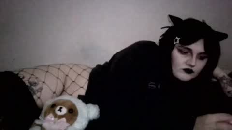 Snapshot of sundaygoth chatting on July 2026 05:43:02 PM sundaygoth online show from July 2026 05:43:02 PM