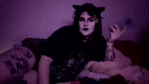 Snapshot of sundaygoth chatting on July 2026 08:40:02 PM sundaygoth online show from July 2026 08:40:02 PM
