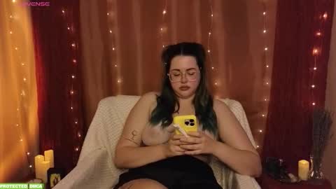 Tina. Im topless model  online show from September 2025 08:08:01 AM