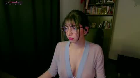 Snapshot of sunflower_uwu chatting on July 2026 02:03:01 AM violetta online show from July 2026 02:03:01 AM