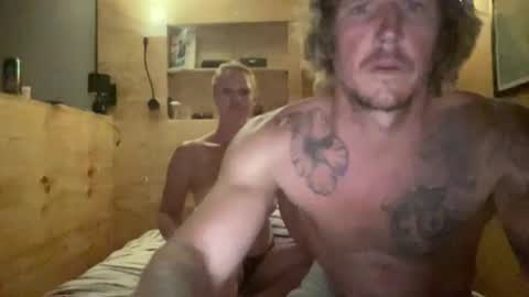 Snapshot of sunkissedsinners chatting on December 2025 08:36:02 PM sunkissedsinners online show from December 2025 08:36:02 PM