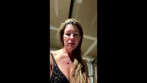 sunnbabe92485 online show from May 2026 06:27:01 PM