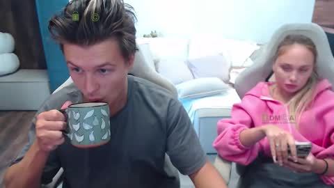 Snapshot of sunny1girl chatting on October 2025 07:58:02 AM Alice and Sergey online show from October 2025 07:58:02 AM