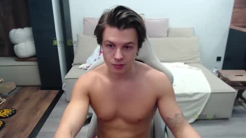 Snapshot of sunny1girl chatting on December 2025 09:36:01 AM Alice and Sergey online show from December 2025 09:36:01 AM