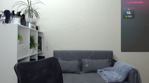 Snapshot of sunny_bunny6 chatting on January 2025 10:08:02 PM Naomi online show from January 2025 10:08:02 PM