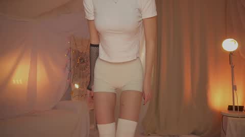 Maria online show from December 2025 07:55:01 PM