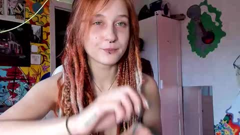 Sunny online show from October 2025 01:19:01 PM