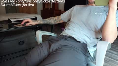 sunny valentine online show from November 2025 03:22:01 PM