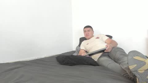 Christian Vanessa online show from January 2025 06:18:01 PM