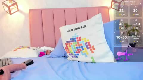  S U N N Y online show from February 2025 03:38:01 PM