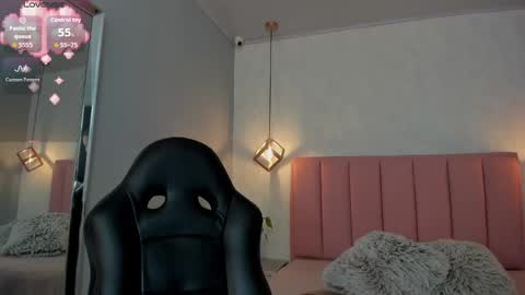  S U N N Y online show from September 2025 12:21:02 PM