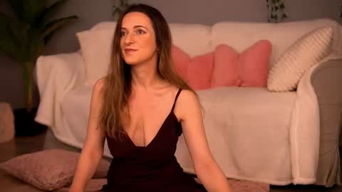 Snapshot of sunnyfaye chatting on June 2026 07:47:01 PM Sunny Faye online show from June 2026 07:47:01 PM